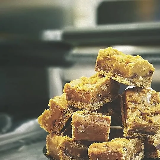 NIX peanutbutter bars